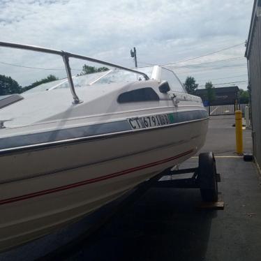 1989 Bayliner 18ft boat