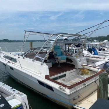 1984 Bayliner 34ft boat