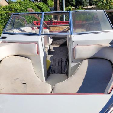 1988 Larson 19ft boat