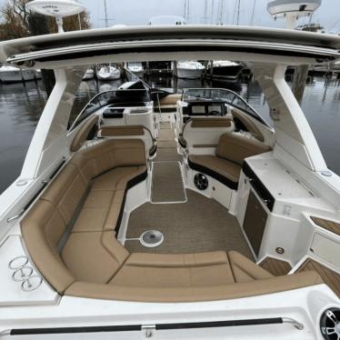 2020 Sea Ray 350slxob