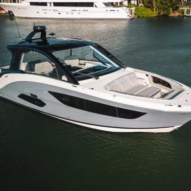 2022 Sea Ray sundancer370ob