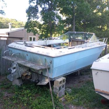 1977 Sea Ray 24ft boat