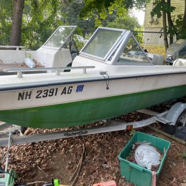 1975 Starcraft 15ft boat