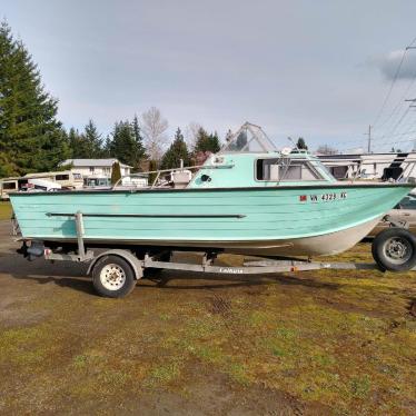 1970 Starcraft 19ft boat