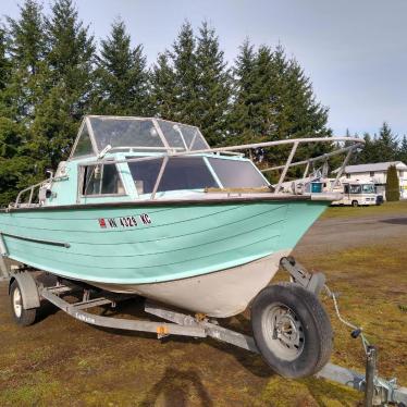 1970 Starcraft 19ft boat