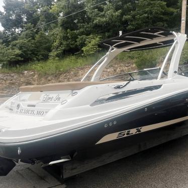 2015 Sea Ray 250slx