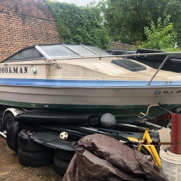 1984 Bayliner 19ft boat