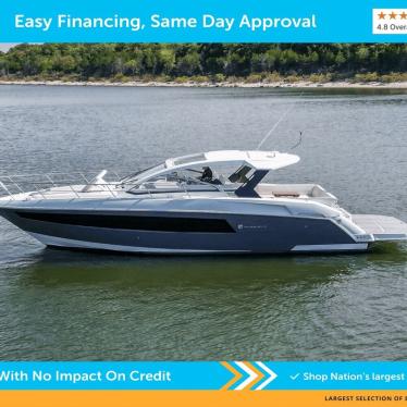 Cruisers Yachts 390EXPRESSCOUPE - EASY FINANCING - SAME DAY APPROVAL 2017
