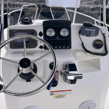 2011 Boston Whaler 180 dauntless