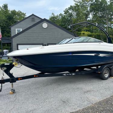 2014 Sea Ray 240 sundeck