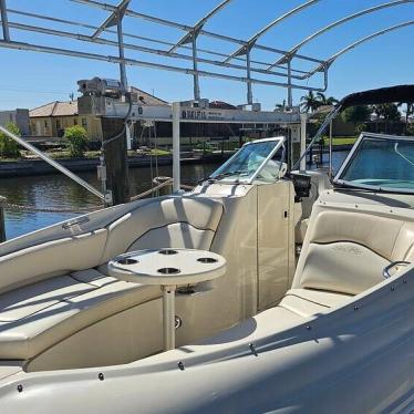 2008 Sea Ray 240 sundeck