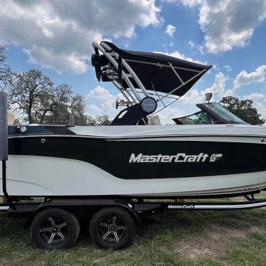 2022 Mastercraft xt23