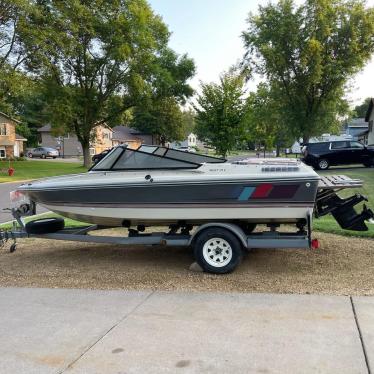 1988 Starcraft 18ft boat