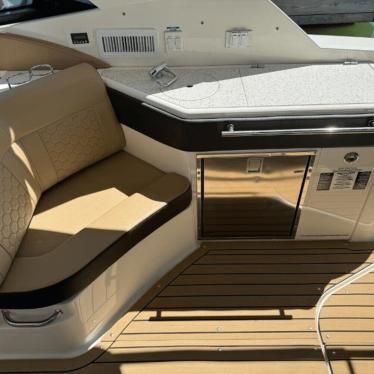 2020 Sea Ray 320sundancer