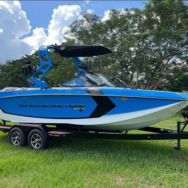 2020 Nautique g21