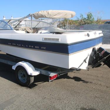 2003 Bayliner boat with trailer