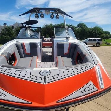 2018 Nautique g25