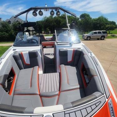 2018 Nautique g25