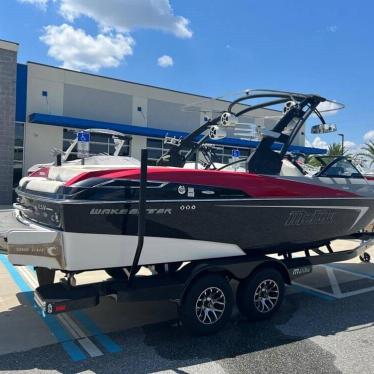 2017 Malibu 23 lsv