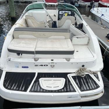 2012 Sea Ray sun deck