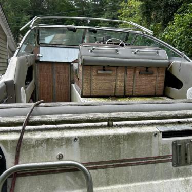 1985 Sea Ray 25ft boat