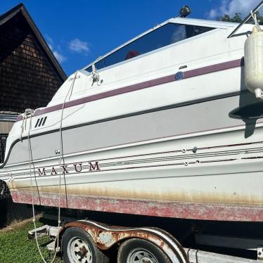 1992 Maxum 23ft boat