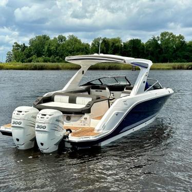 2017 Sea Ray slx 310 ob