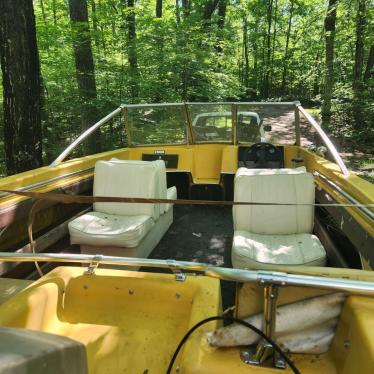 1974 Larson 16ft boat