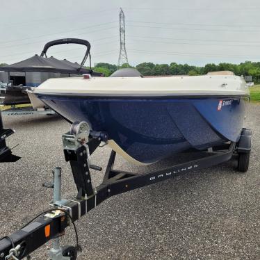 2017 Bayliner element e21