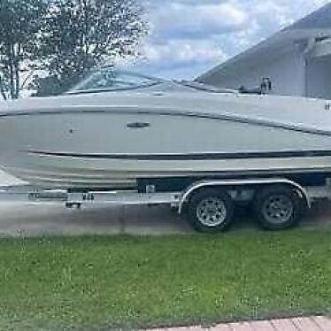 2011 Sea Ray 230 slx