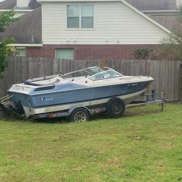 1987 Wellcraft 16ft boat