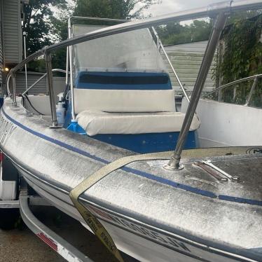 1988 Bayliner 19ft boat