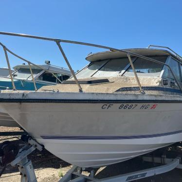 1986 Bayliner 21ft boat