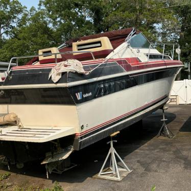 1985 Wellcraft 32ft boat