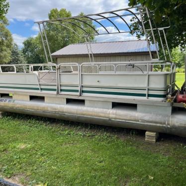 1988 Sylvan 19ft pontoon boat