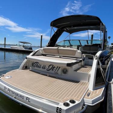 2017 Formula 330 crossover bowrider