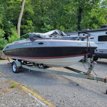 1988 Four Winns 20ft boat