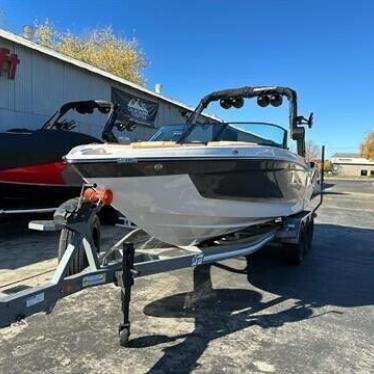 2024 Mastercraft xt25