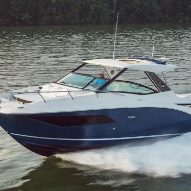 2023 Sea Ray 320 sundancer