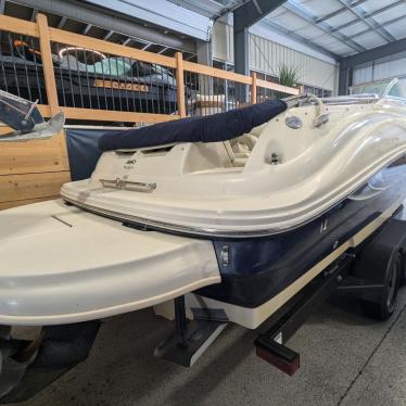 2005 Sea Ray 240 sundeck