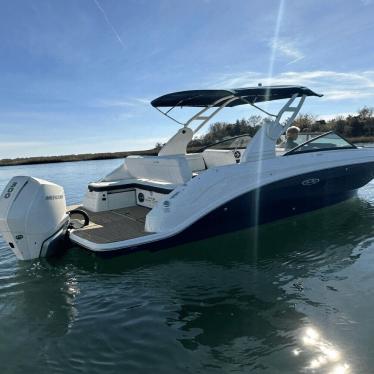 2019 Sea Ray 250sdxoutboard