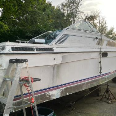 1984 Bayliner 28ft boat