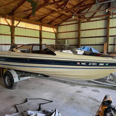 1987 Bayliner 18ft boat