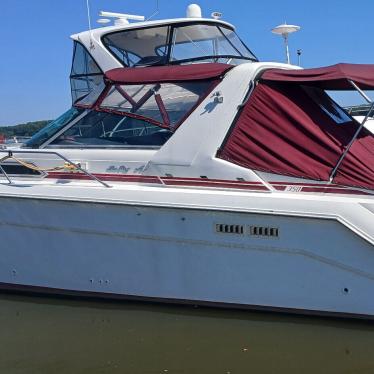 1990 Sea Ray express cruiser