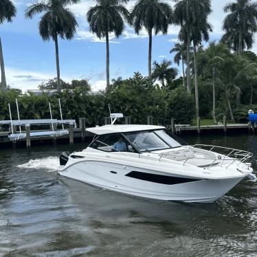 2023 Sea Ray 320daoutboard