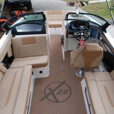 2022 Mastercraft x22 saltwater edition