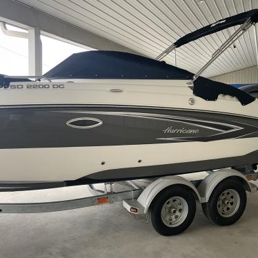 2022 Hurricane sundeck2200dc