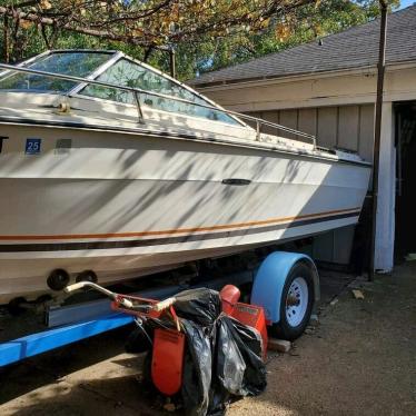 1999 Sea Ray 20ft boat