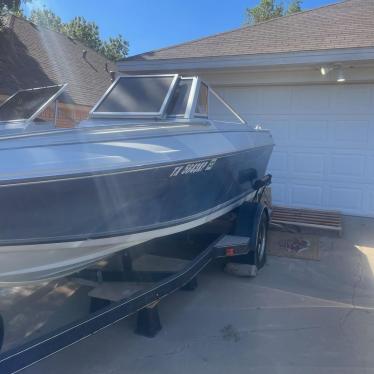 1986 Four Winns 16ft boat