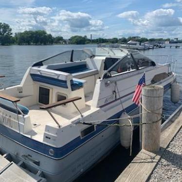 1989 Bayliner 24ft boat